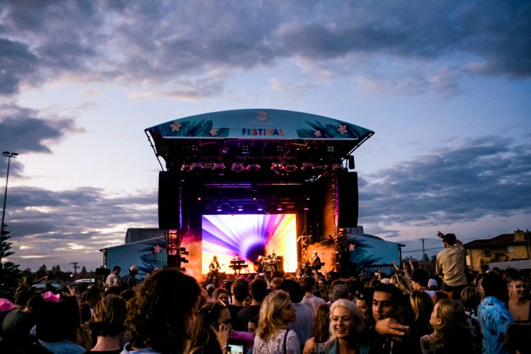 LIVE PHOTOS + REVIEW: The Drop Festival // Newcastle, Aus