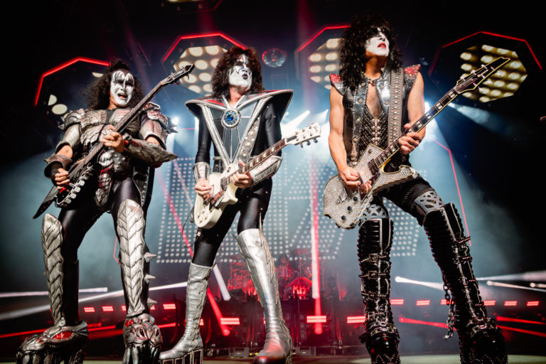 KISS kicks off second leg of the End Of the Road in Mansfield