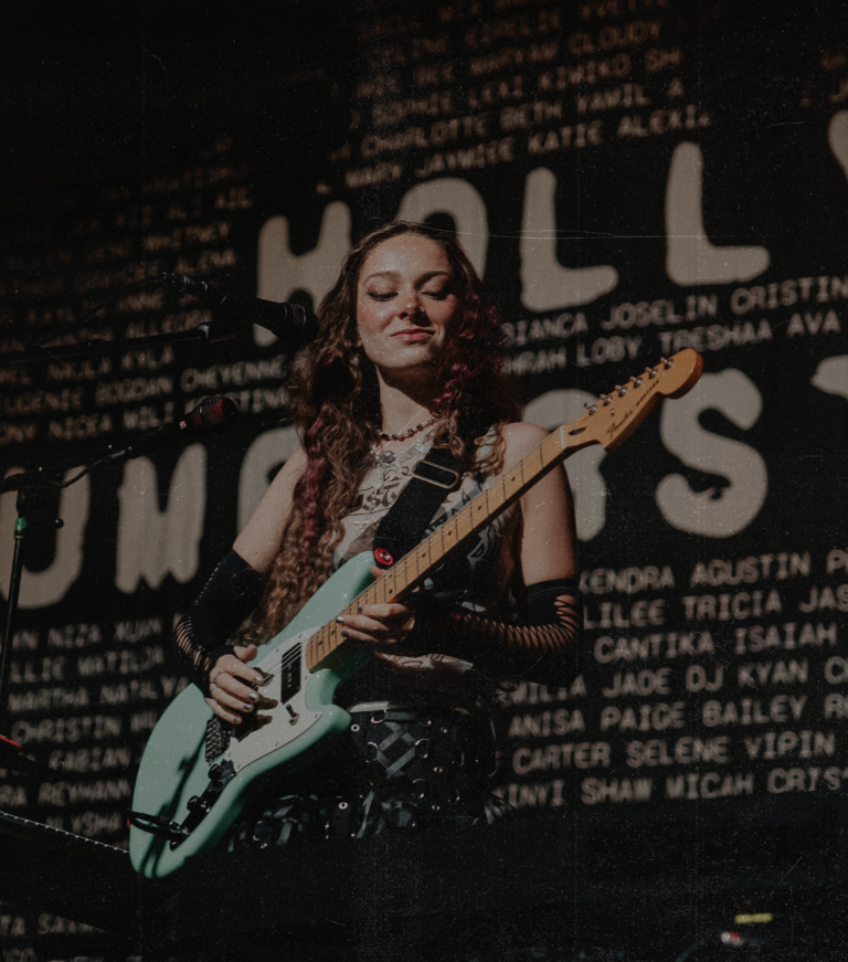 Holly Humberstone kicks off Sleep Tight Tour in NYC