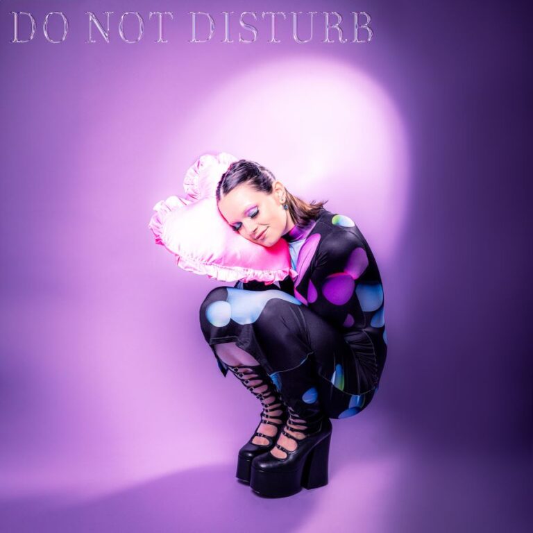 Ella Galvin breaks away from a ‘situationship’ on “Do Not Disturb”