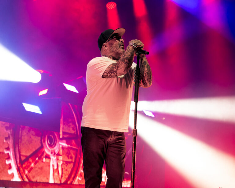 Staind’s Tailgate Tour Concluded with a Bang at Oak Mountain Amphitheatre