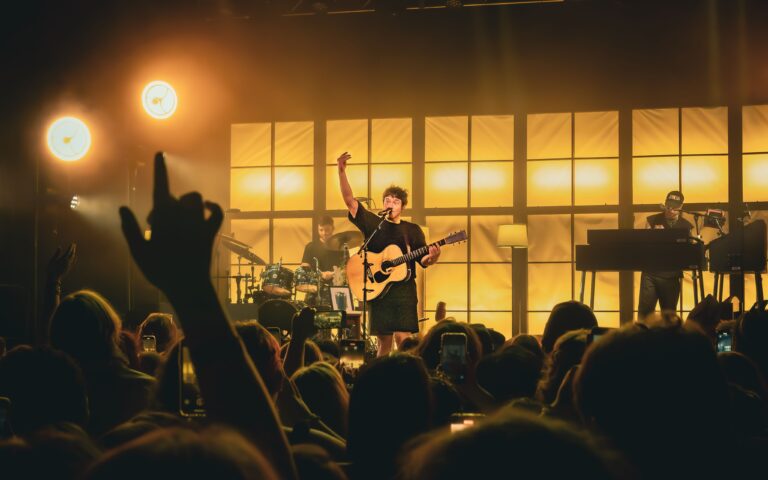 Alec Benjamin’s 12 Notes Tour was a success in Charlotte, NC