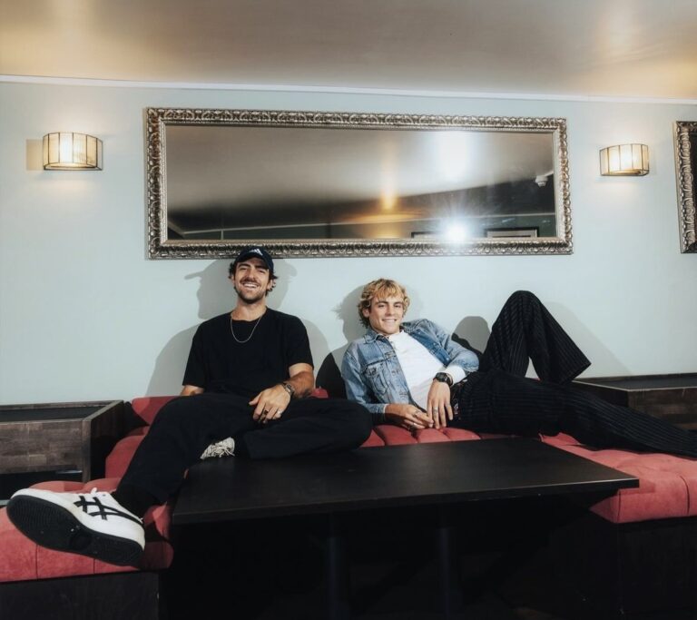 THE DRIVER ERA, the dynamic duo of Ross and Rocky Lynch, announce the ‘Obsession Tour’